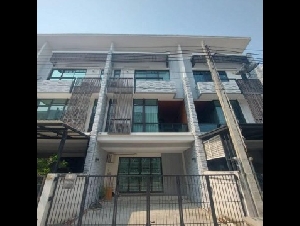 HR 10254 ให้เช่าทาวน์โฮม 3 ชั้น 220 ตรม Plex บางนา ติดริมถนน บางนา-ตราด กม.5 ใกล้เมกะบางนา