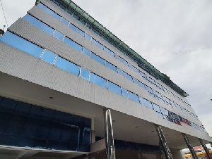 OFfice อาคารวสุธา 1 นอน 1 ห้องน้ำ 26400 บาท. ใกล้กับ - ด่วน ๆ กรุงเทพ