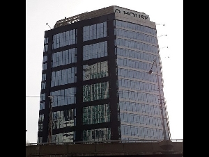 OFfice อาคารคิวเฮ้าส์ เพลินจิต 1BEDROOM1น้ำ พท. 1 sq.wa 85000 BAHT ใกล้ - เข้าออกได้หลายทาง