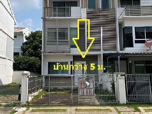  ขายทาวน์โฮม3ชั้น ม.บ้านใหม่ กรุงเทพกรีฑา7 บ้านหลังมุม ใกล้มอเตอร์เวย์ และ ทางด่วน