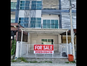 ขายทาวน์โฮม 3 ชั้น รีโนเวทใหม่ ข้างซอยวัดบางปิ้ง ถ.ศรีนครินทร์ อ.บางเมือง จ.สมุทรปราการ โทร 098-5459419